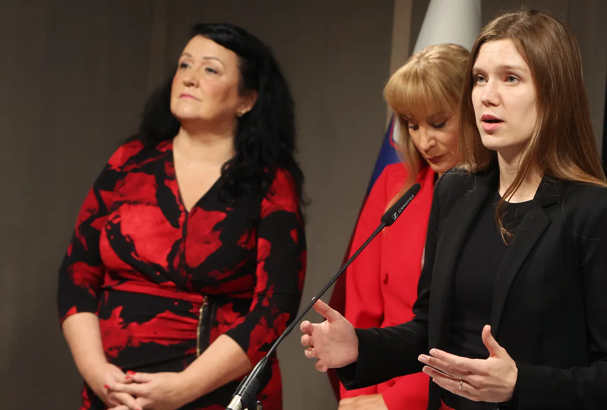 Svoboda, SD in Levica v nov poskus iskanja podpore za uvedbo