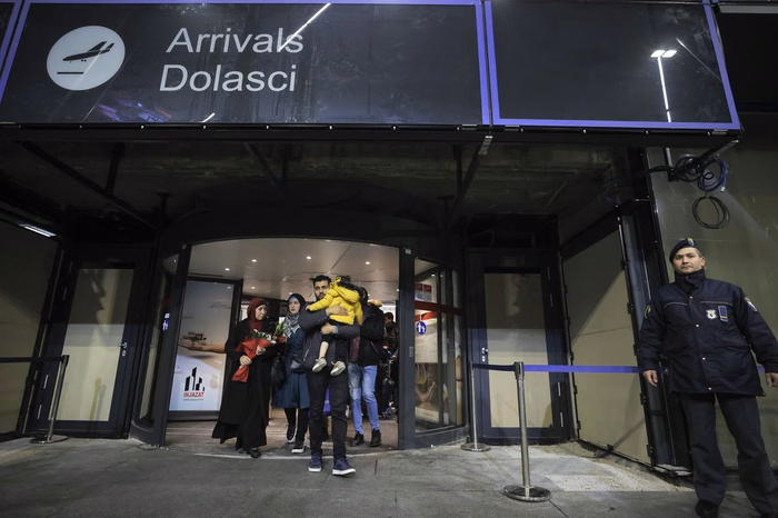 Trumpovi zavezniki bi prevzeli dve od največjih letališč v Bosni in Hercegovini