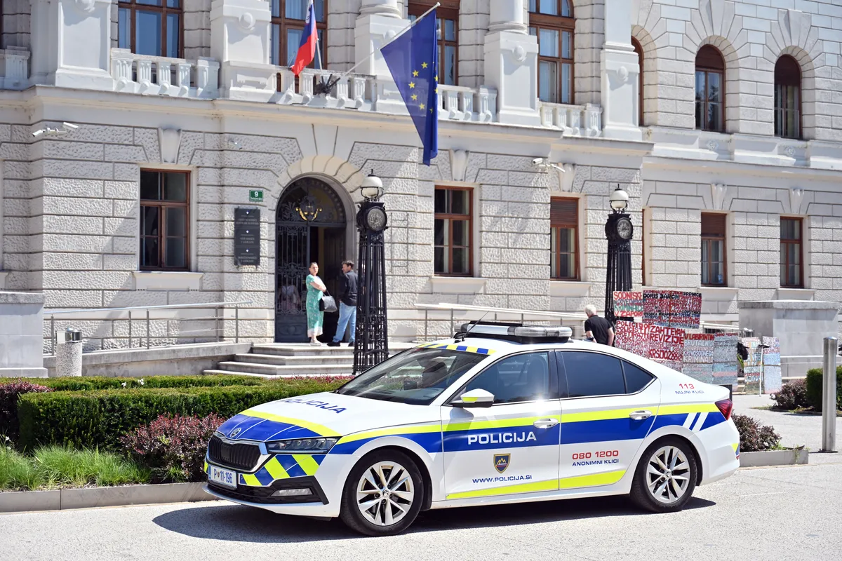 Več sodišč po Sloveniji prejelo elektronska sporočila z grožnjami z bombo