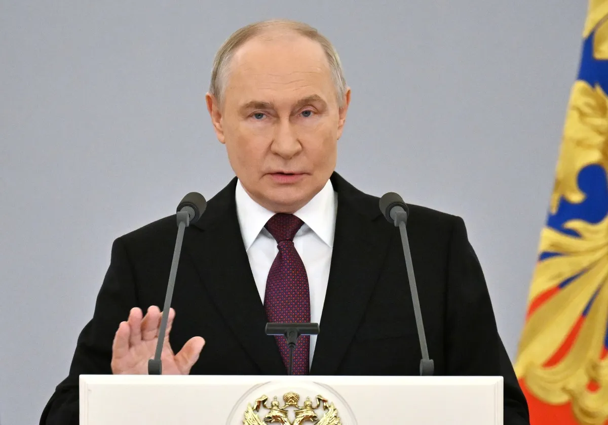 Ruski predsednik Putin obtožil Nato, da se pripravlja na vojno proti Rusiji