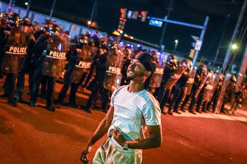 Protest pred poslopjem ICE