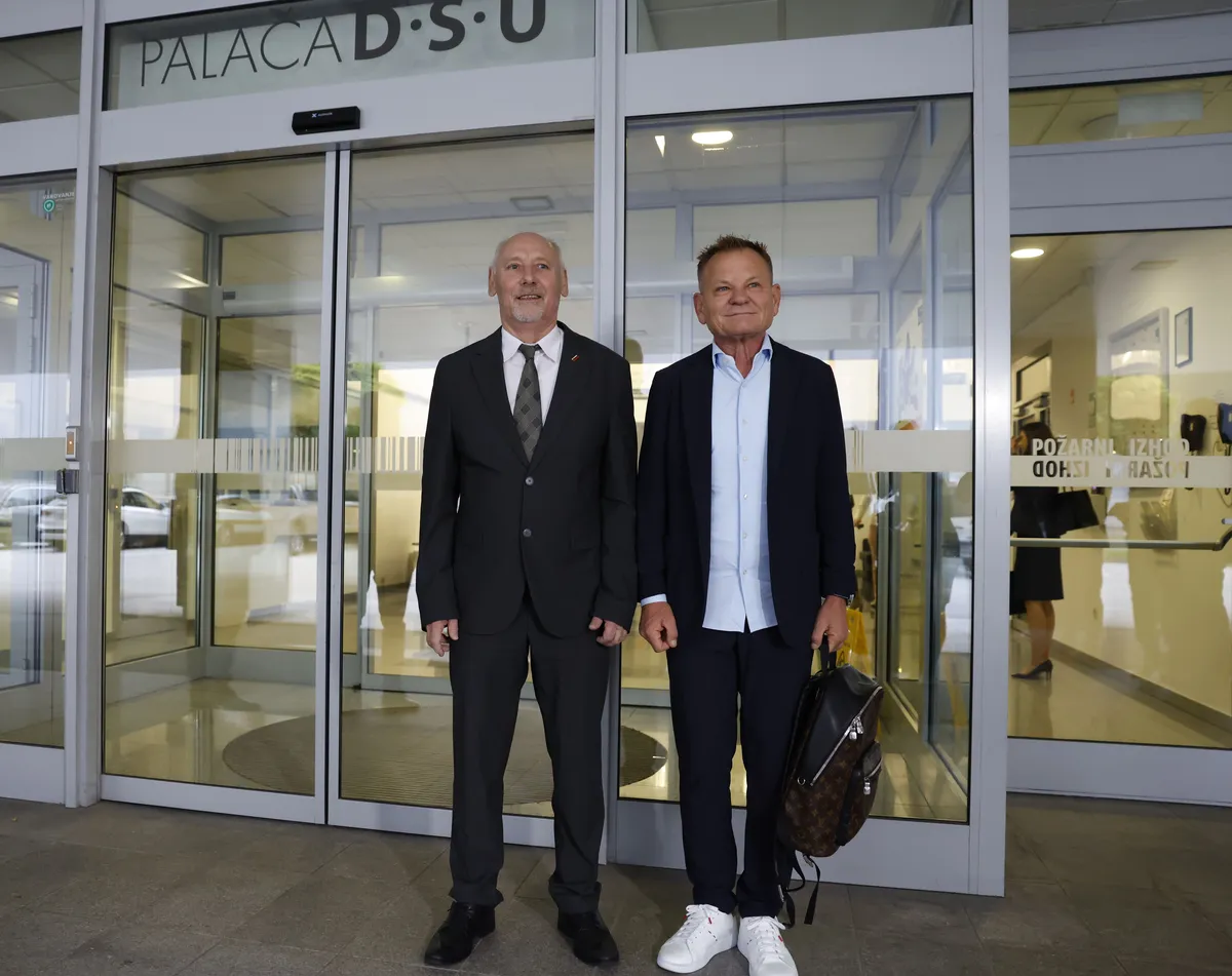 Franci Matoz prevzel posle na notranjem ministrstvu, v njegovi ožji ekipi kar nekaj znanih obrazov
