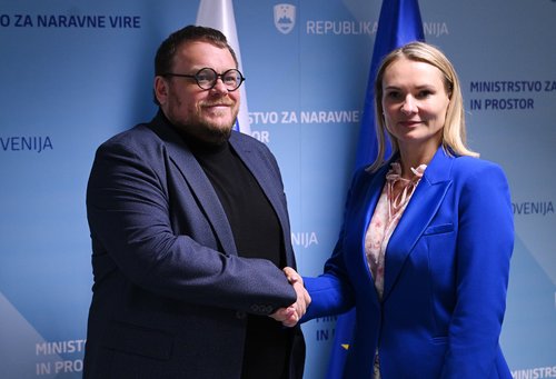 Primopredaja, Simon Maljevac, Polona Rifelj