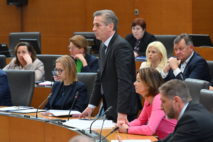 Kaj bodo v prihodnje delali ministri Golobove vlade?