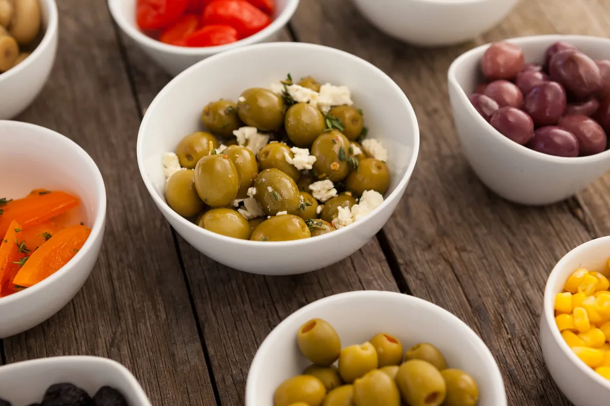 Zelene ali črne olive: kaj je razlika in katere so bolj zdrave?
