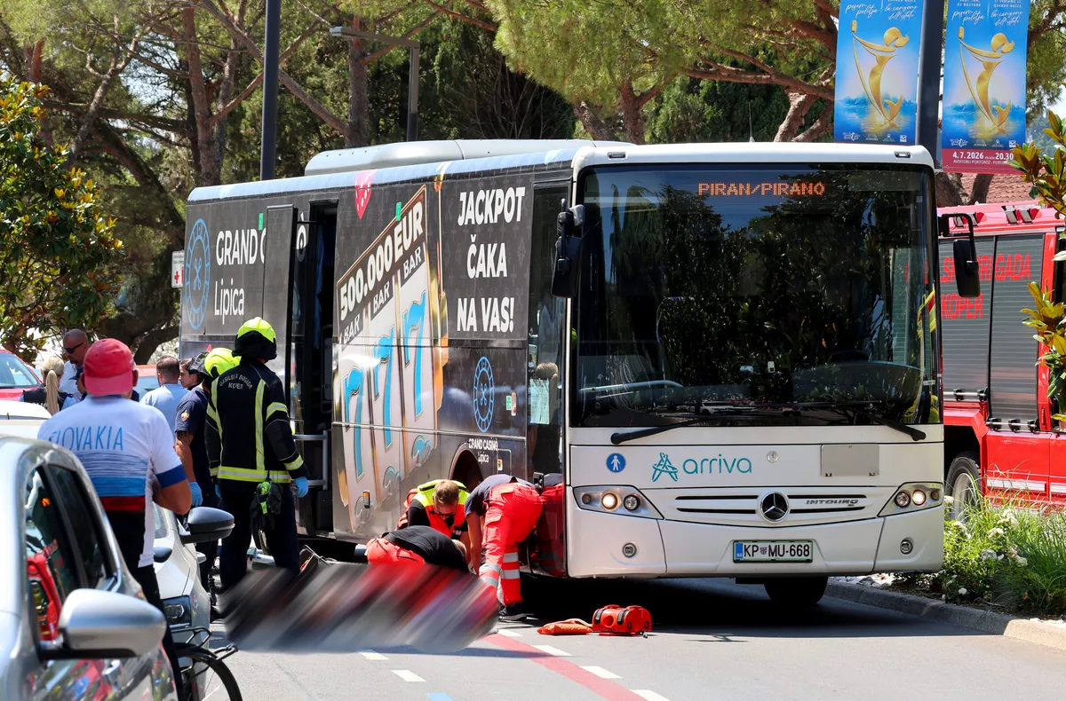 V hudi prometni nesreči v Portorožu umrl 61-letni kolesar