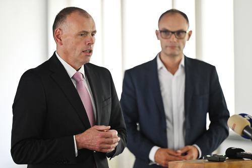 Mihael Zupančič in Anže Logar