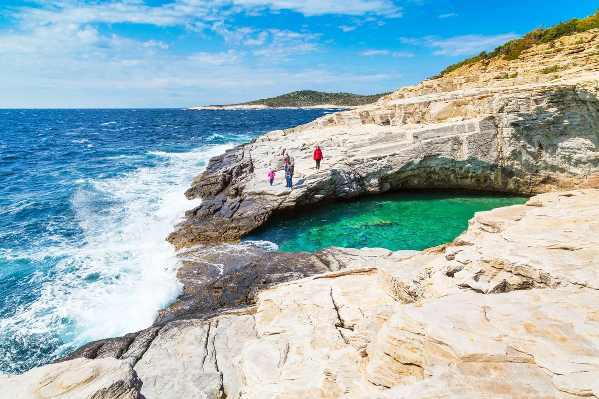 Mediteranski bazen bogov, ki ga je za Venero ustvaril Zeus