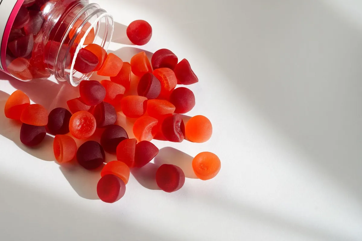 Kaj se zgodi, če pojeste preveč gumijevih bombonov z vitamini?