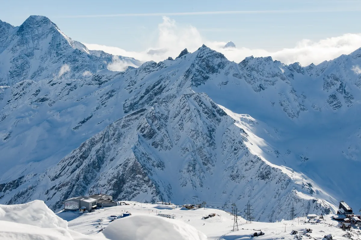Na najvišjem vrhu Evrope v Rusiji umrlo več alpinistov iz Bosne in Hercegovine