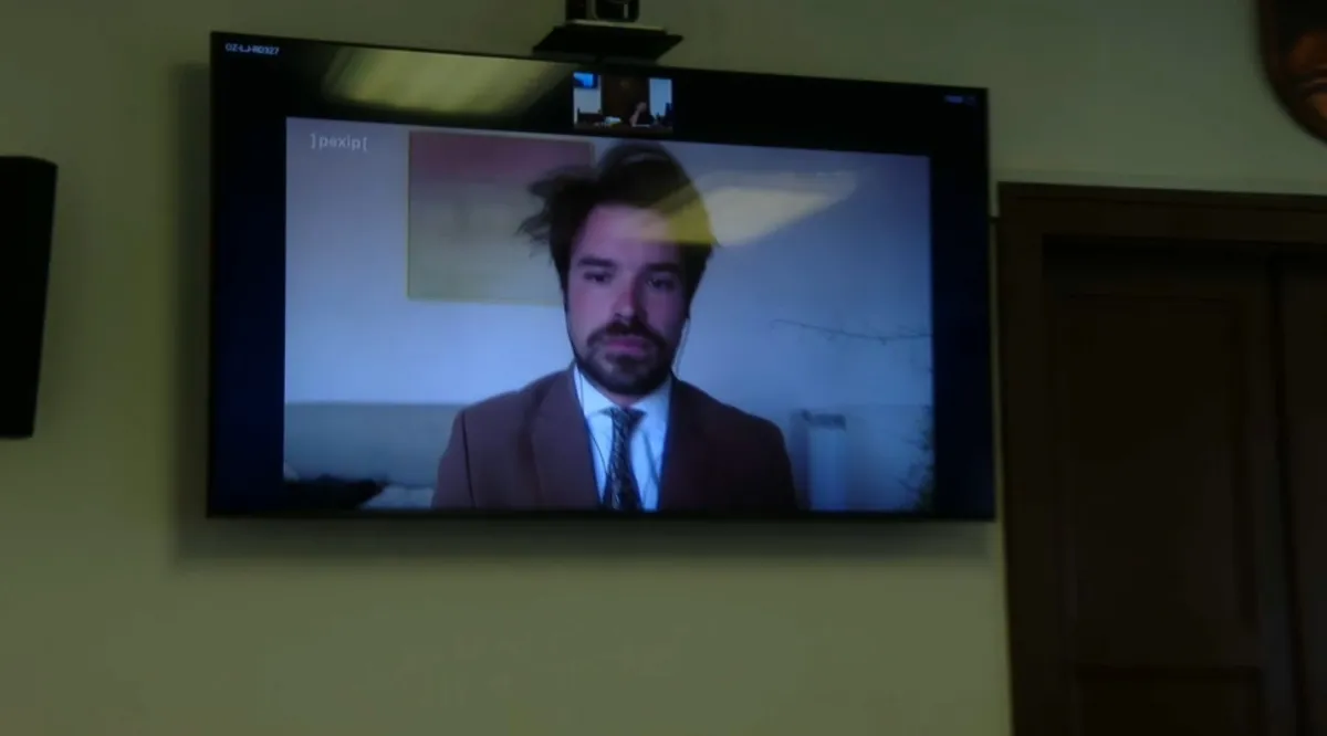 Smodej tokrat vendarle na naroku, a prek videopovezave. Sodnica sojenje zaprla za javnost