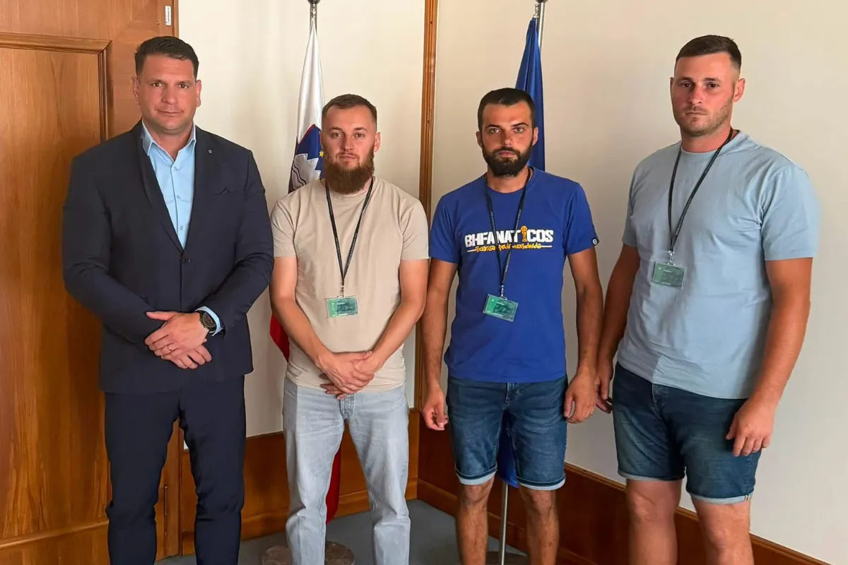 Zoran Stevanović sprejel delavce Progrosa, ki jim poslanec Resnice dolguje plače