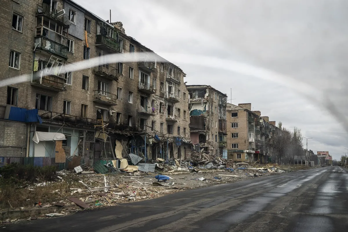 Po večmesečnih bojih Rusija razglasila zavzetje mesta Kostjantinivka