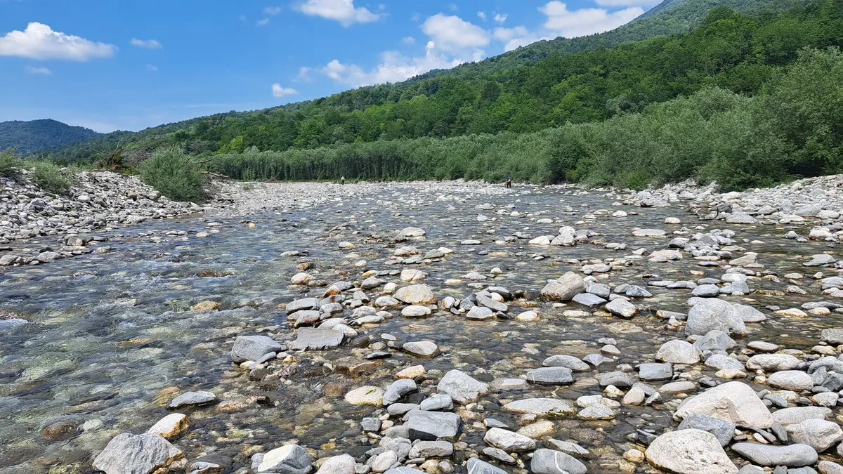 Zaradi visokih temperatur od jutri v velikem delu Posočju prepovedan ribolov