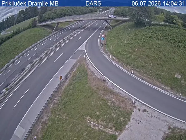 Prometna nesreča na štajerski avtocesti, nastajajo zastoji
