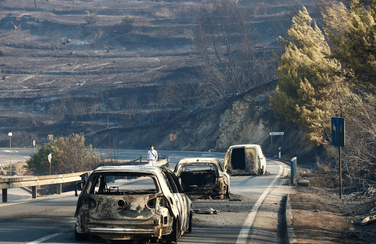 Na požarišču pri Omišu našli truplo