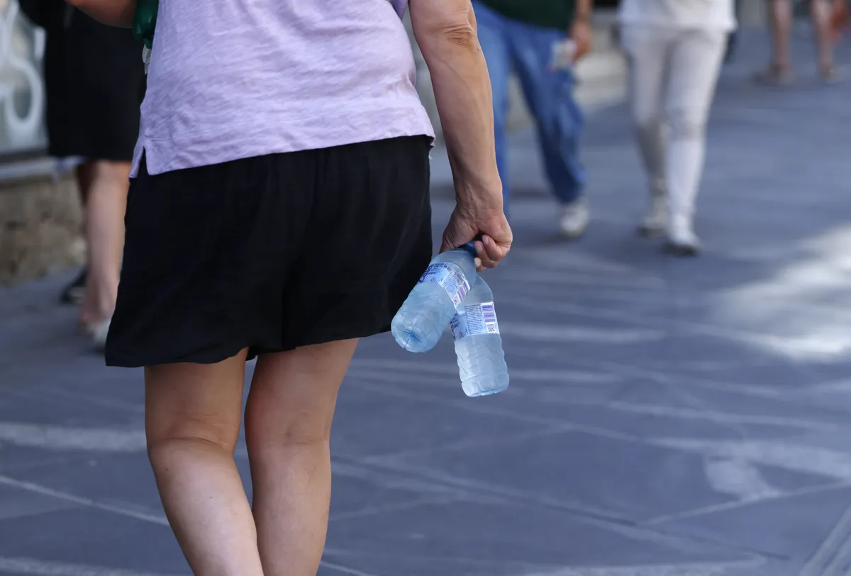 Vročinski val se nadaljuje, danes do 37 stopinj Celzija