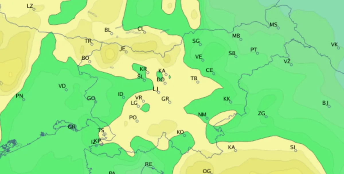 Slovenijo zajel puščavski prah, kako se bo premikal?