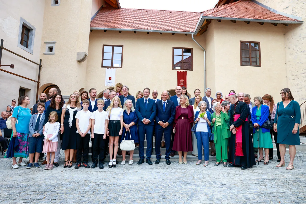Grad Turjak po 80 letih znova v polnem sijaju