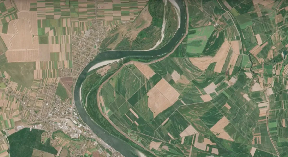 Vidna celo iz vesolja: satelitski posnetki razkrivajo izjemne razsežnosti suše (FOTO & VIDEO)