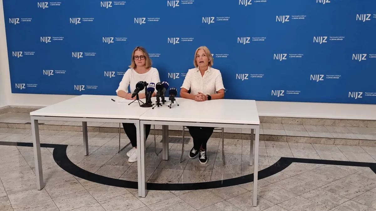 V ŽIVO: Večje število obolelih učencev v Ljubljani, prve ugotovitve kažejo na virus