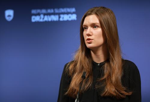 Lucija Tacer Perlin