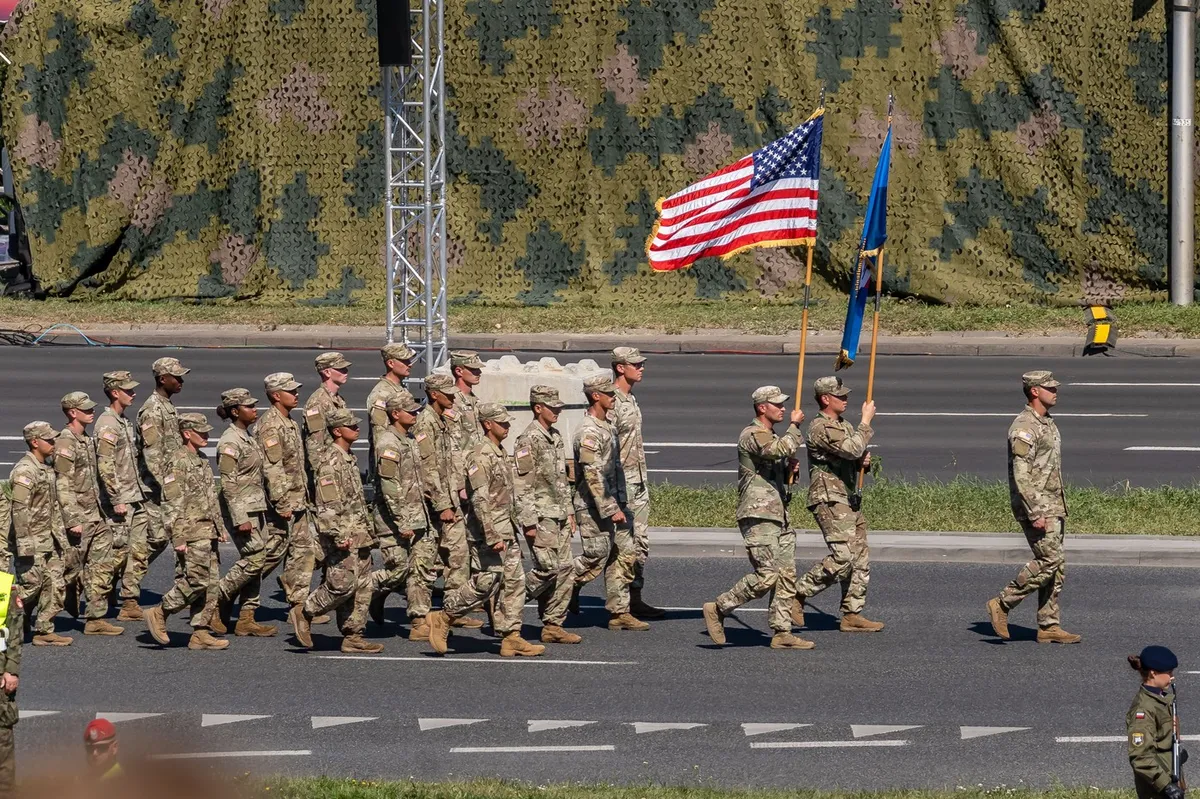 Trump o napredku glede ameriške vojaške baze na Poljskem, kmalu naj bi razkrili lokacijo