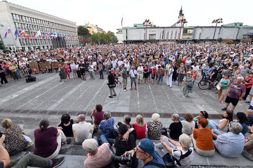 Slovenija, Ljubljana, 02.09.2026, Shod proti Mijicevi koaliciji. protest , parlament, Glas ljudstva, Boris Mijic, Black cube, Janez Janša , Benjamin NetanjahuFoto: Žiga Živulovic jr./F.A.Bobo