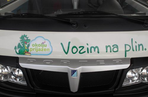 Slovenija, Ljubljana,15.07.2013 , 15Julij 2013Kombi ki deluje na zemeljski plin od podjetja SNAGA, ekologija,ilustracijaFoto:Borut Zivulovic/Bobo
