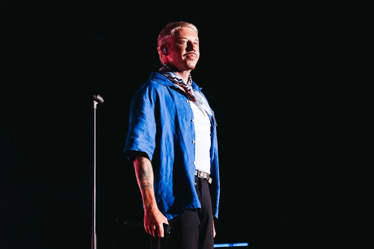 Macklemore po umiku s turneje Sheerana v Evropo prihaja s svojo, dobrodelno turnejo