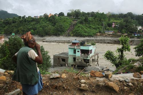Zelena hiša preživela poplave v Nepalu