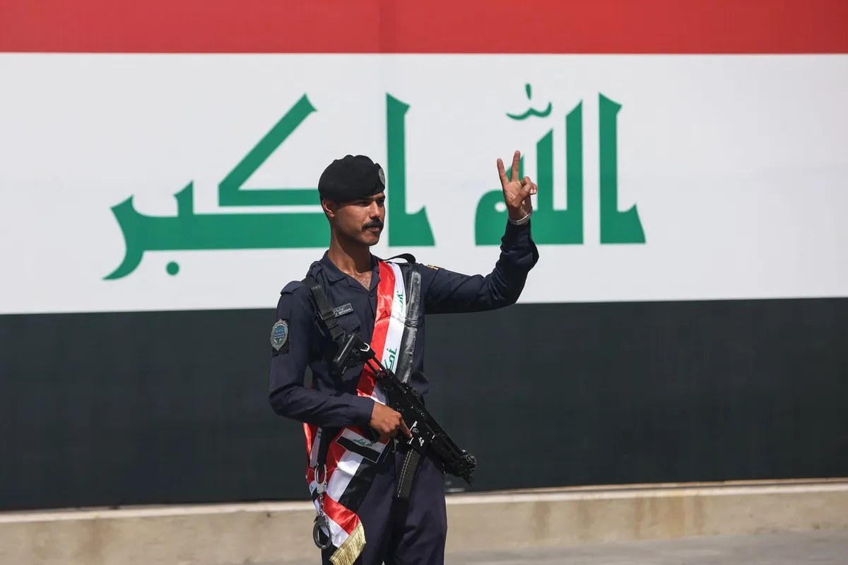 Zadnji ameriški vojaki zapustili Irak: bo Bagdad kos varnostnim izzivom?
