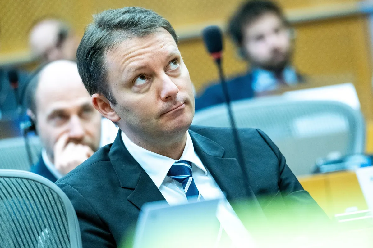 Romunski poslanci zavrnili že tretjega kandidata za predsednika vlade