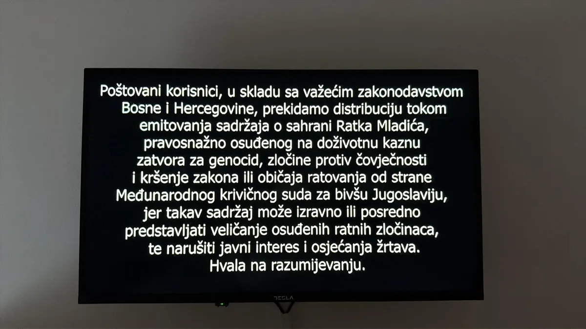 Bosanski operater prekinil predvajanje posebne oddaje o pogrebu Ratka Mladića