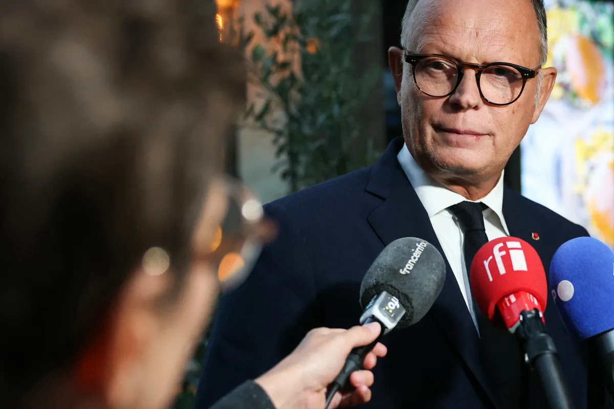 Francoski desni kandidati zavrnili poziv k predvolilni združitvi
