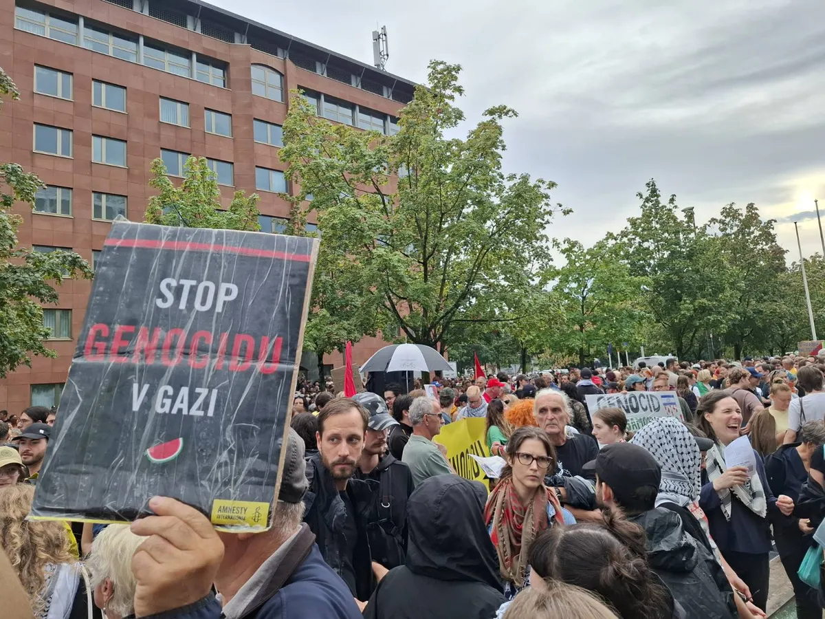 Protest ob odprtju izraelskega veleposlaništva v Ljubljani (FOTO)