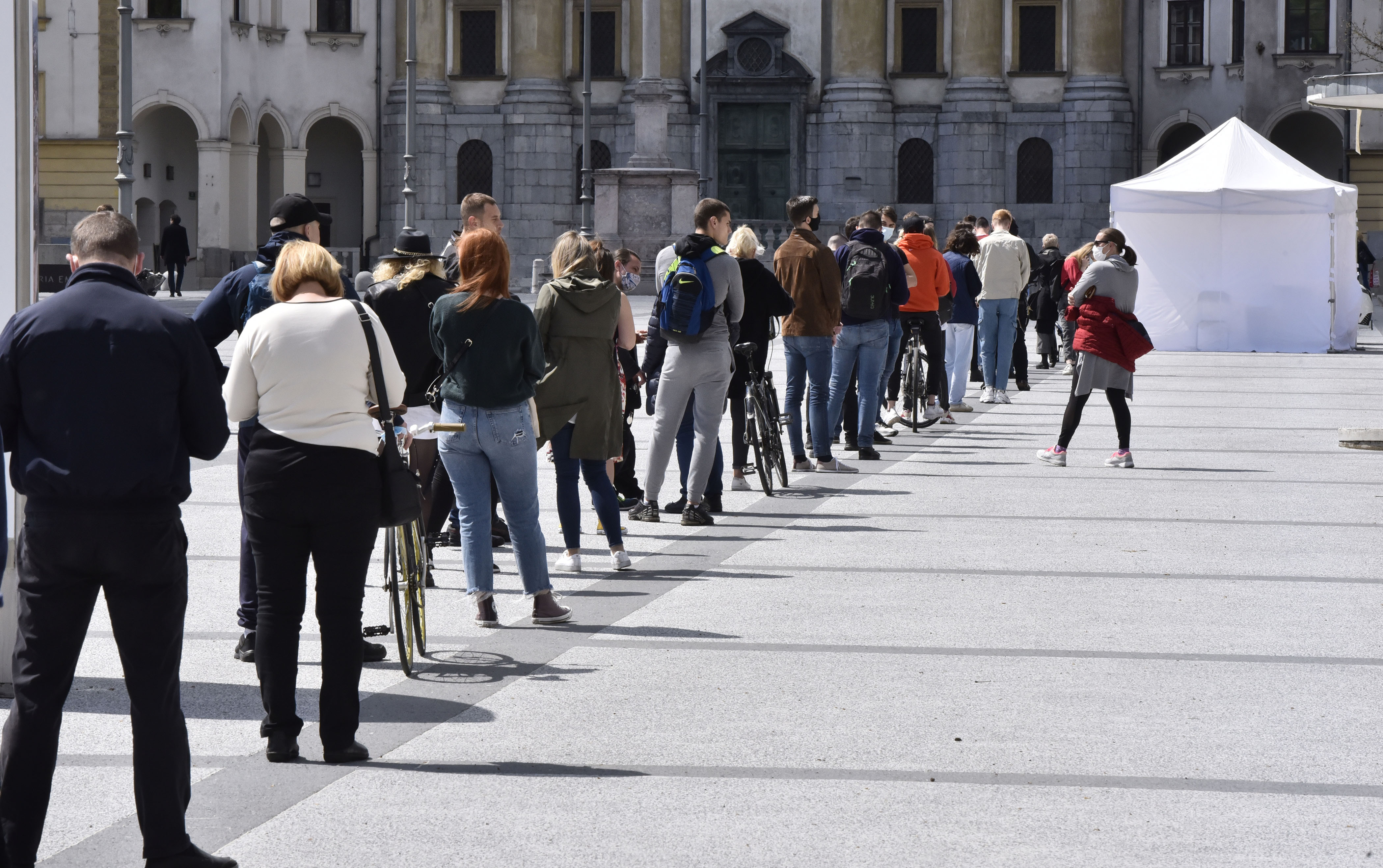 testiranje, covid-19. kongresni trg, koronavirus, nove okužbe