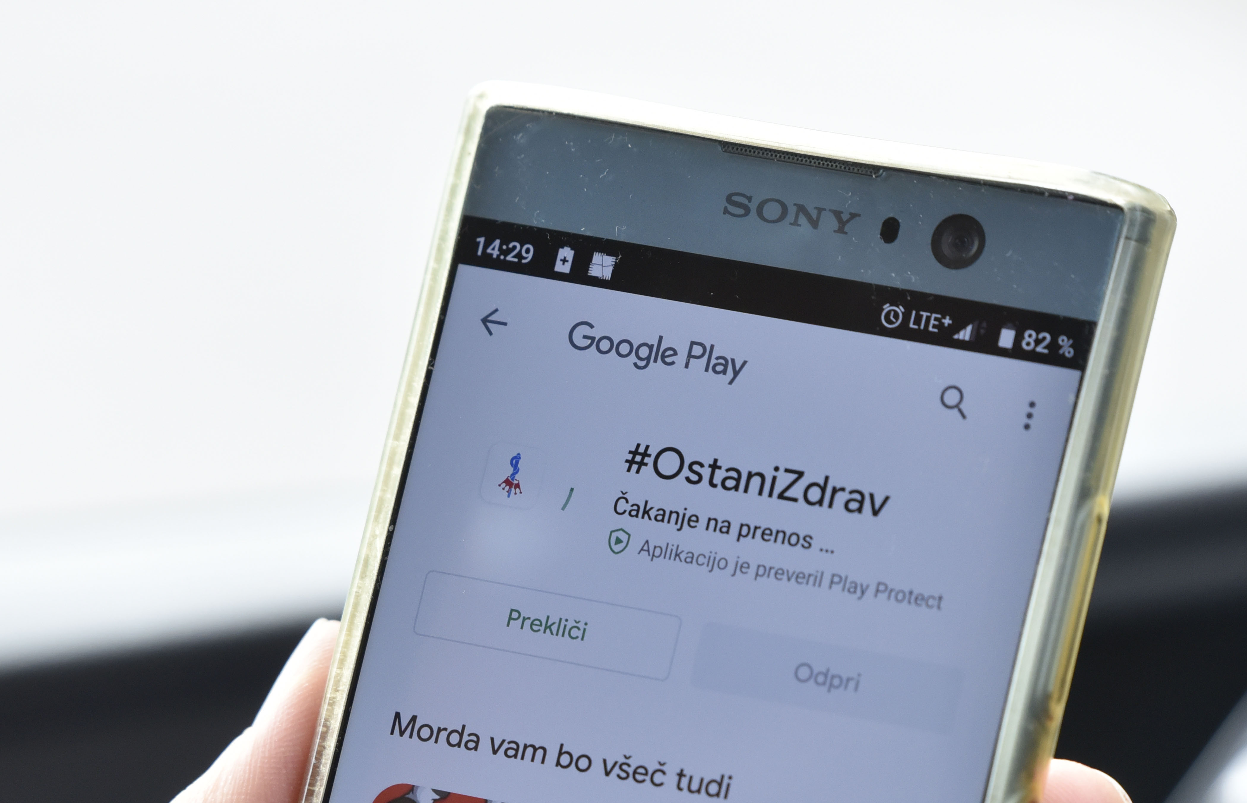 Slovenska aplikacija sledenje Covid 19