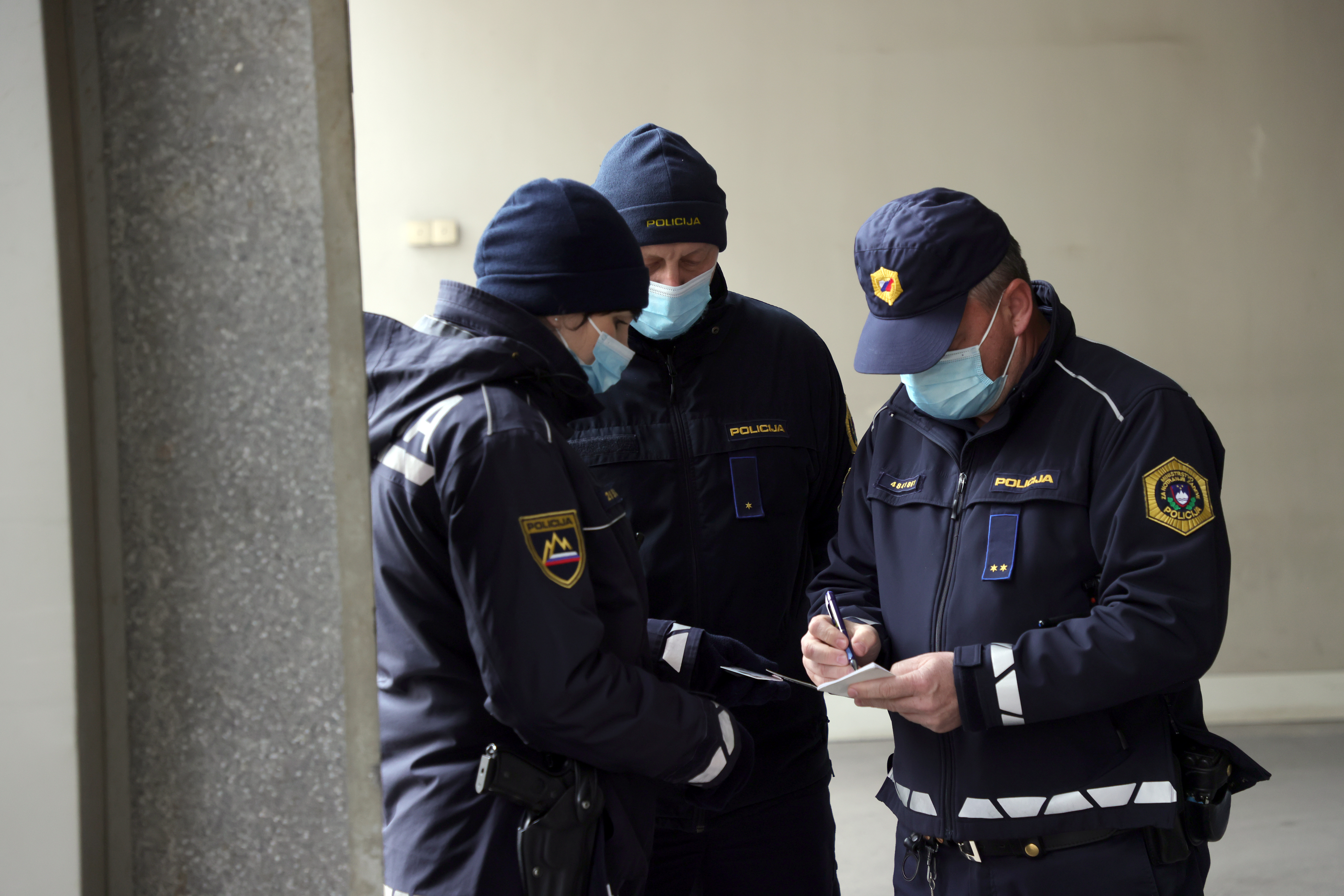 Policija, koronavirus, covid-19, policisti