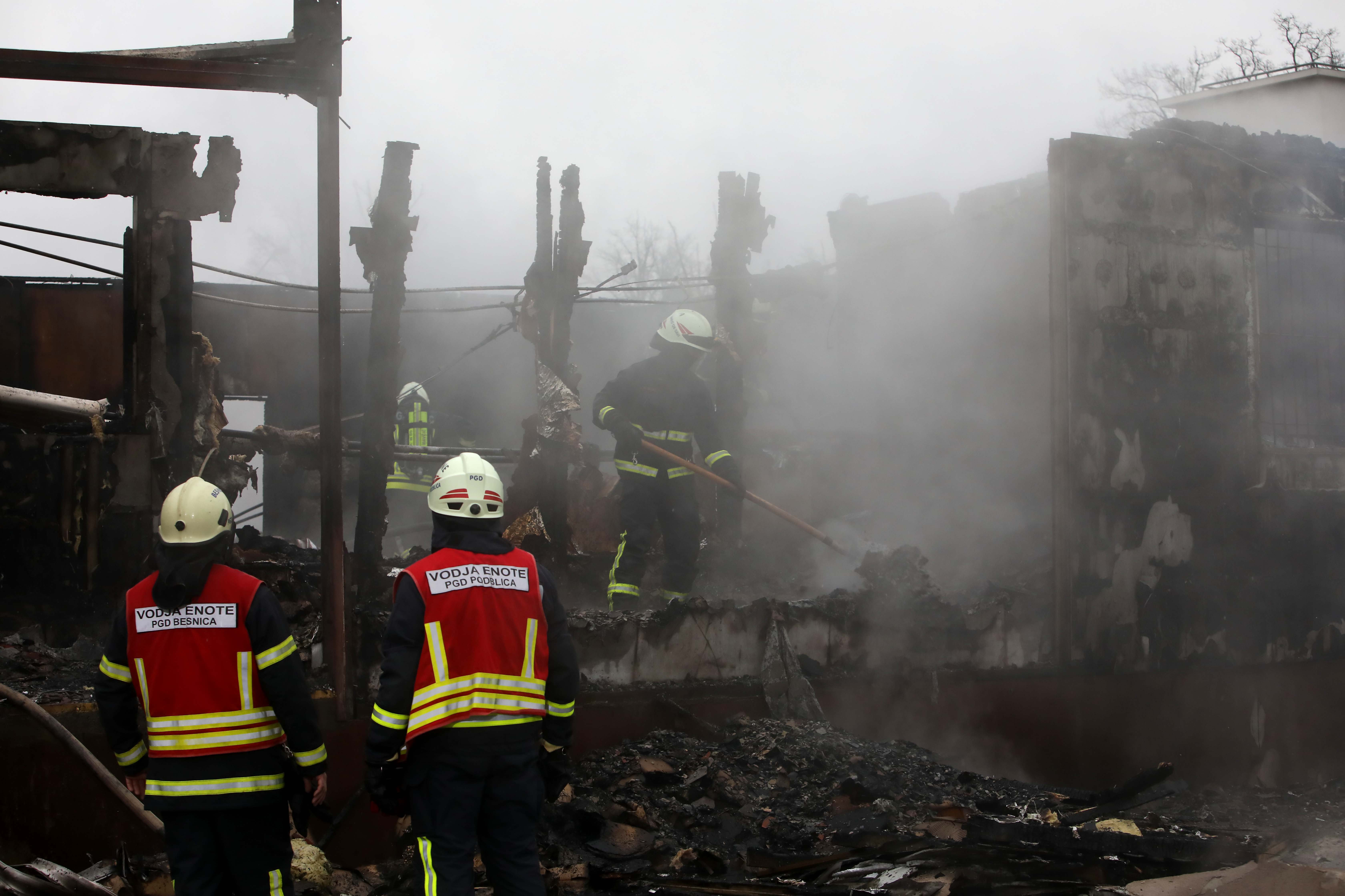 Požar, gasilci, intervencija, gašenje požara