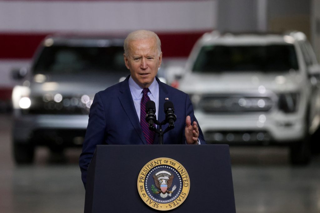 1622027078-2021-05-25T105217Z_1785425178_RC2YMN9DQYRQ_RTRMADP_3_USA-BIDEN-MINING-1024x683.jpg