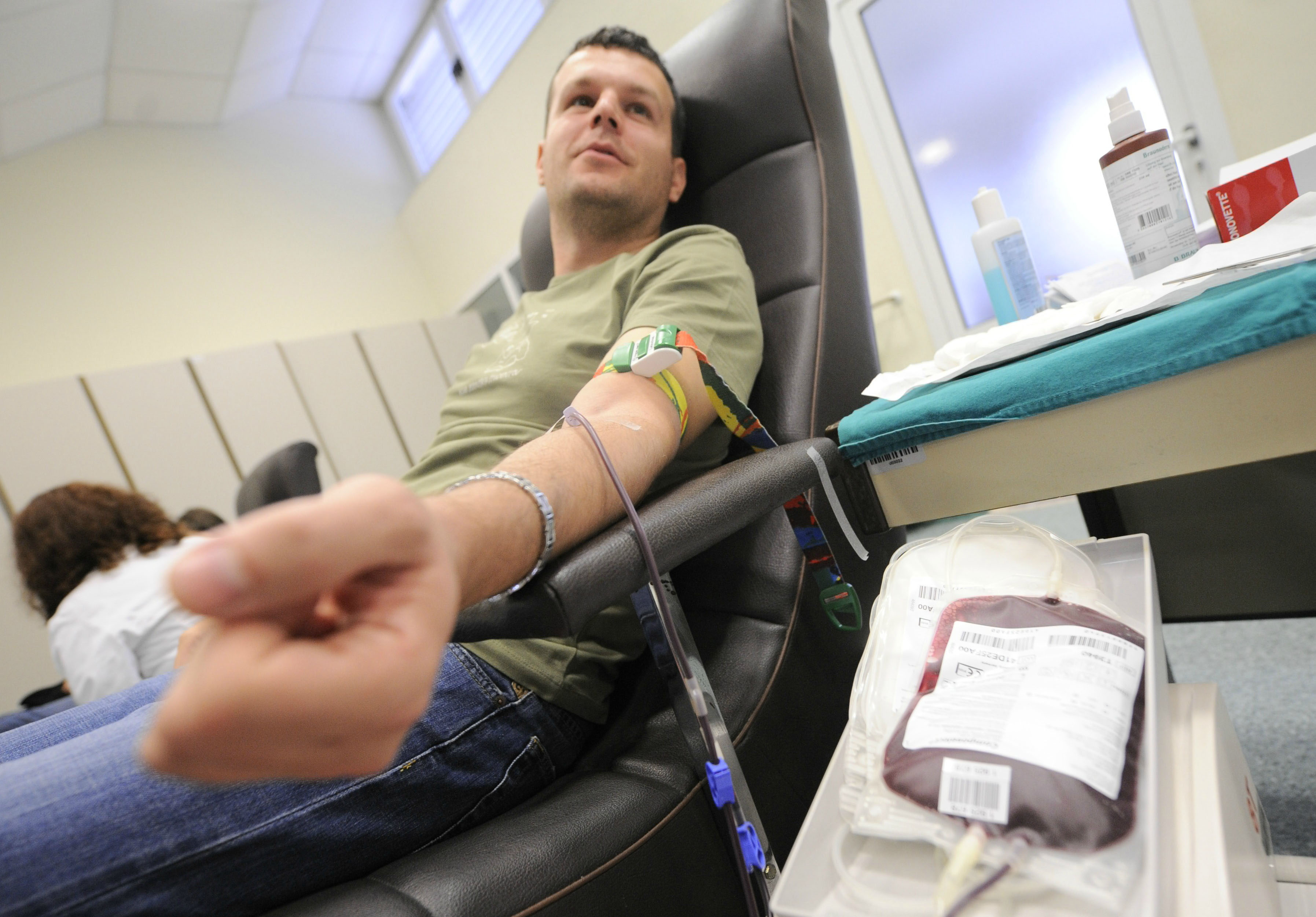 krvodajalstvo, darovanje krvi, krvodajalec