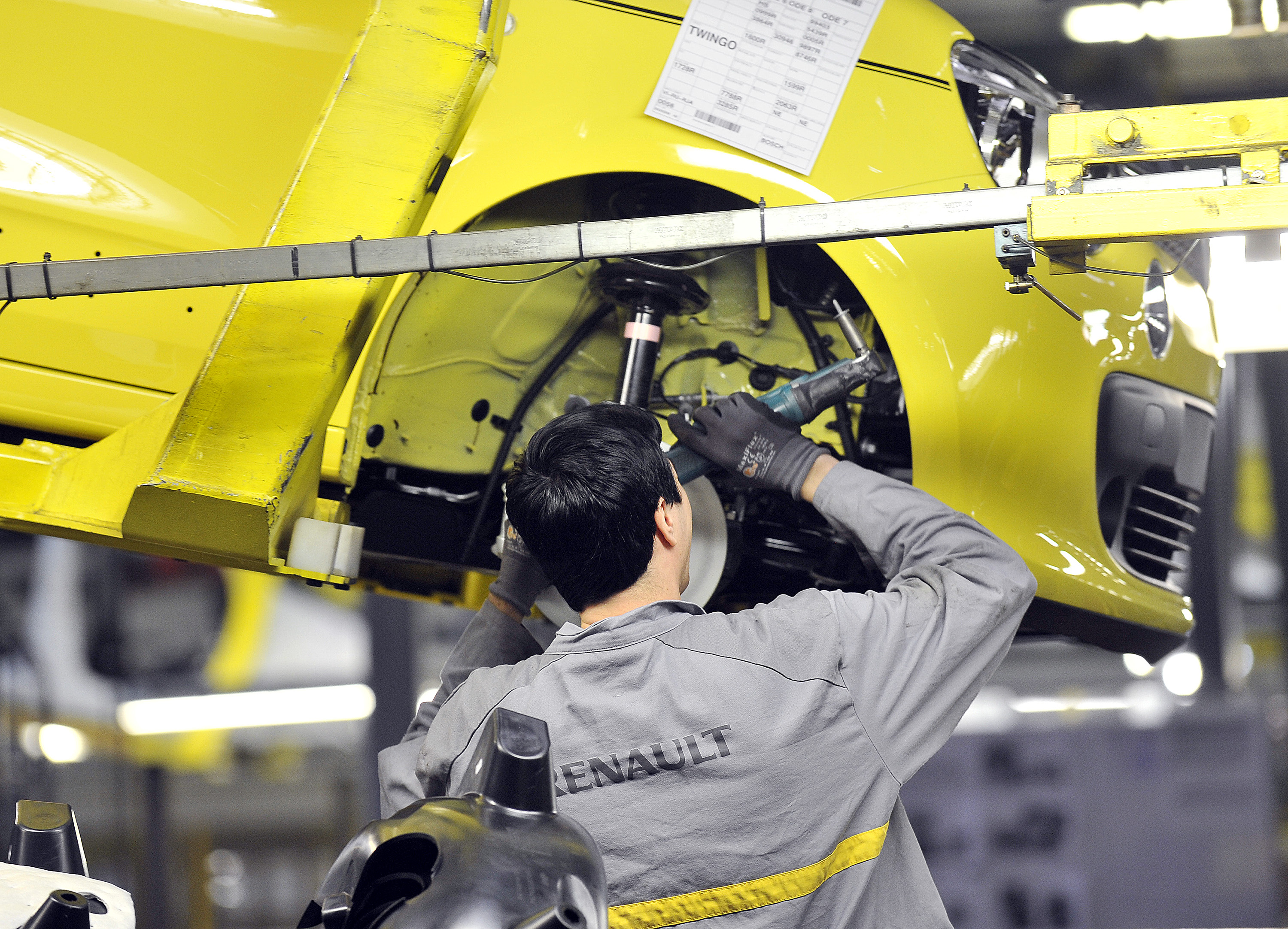 revoz, pomanjkanje čipov