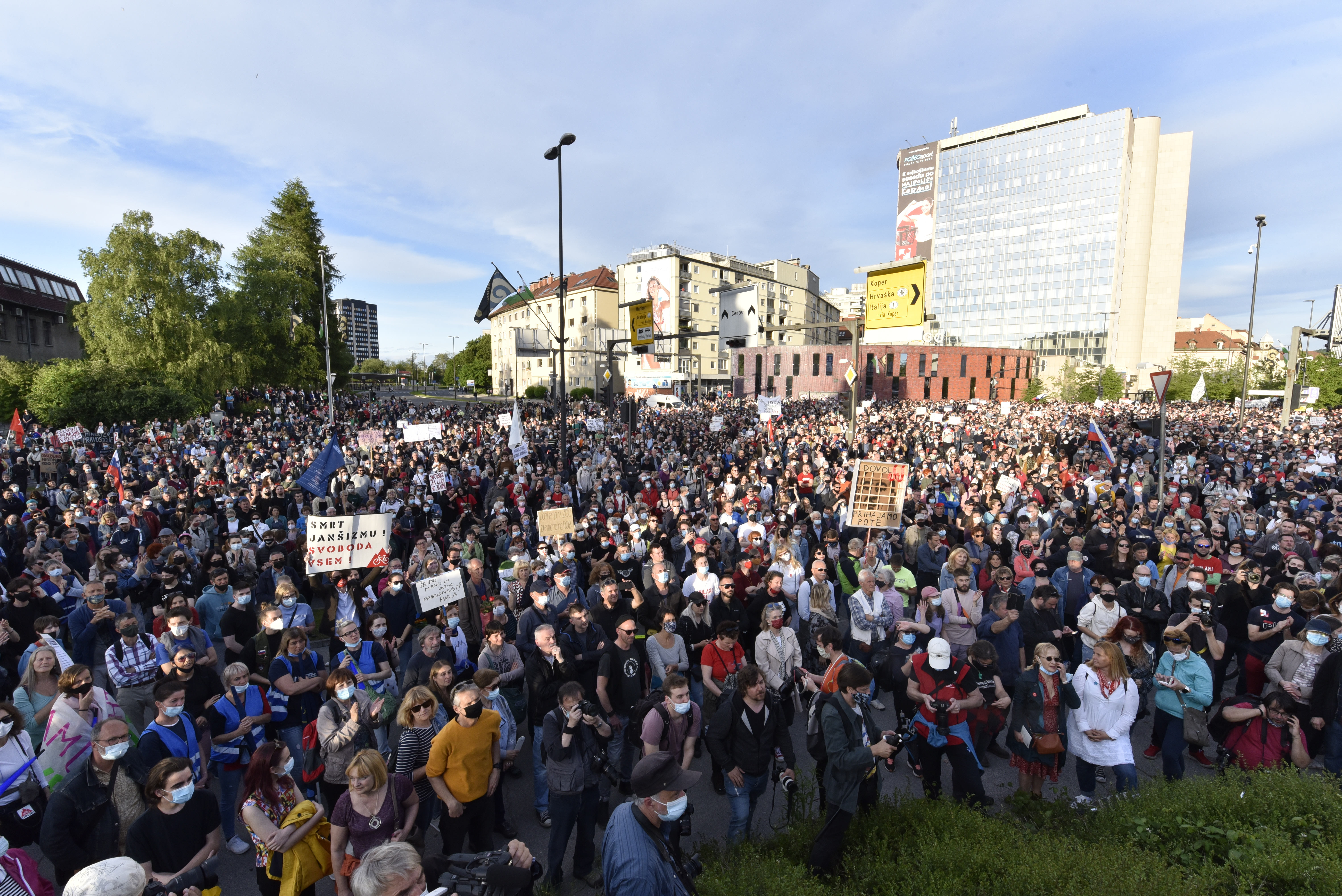 protest, vlada, protestniki