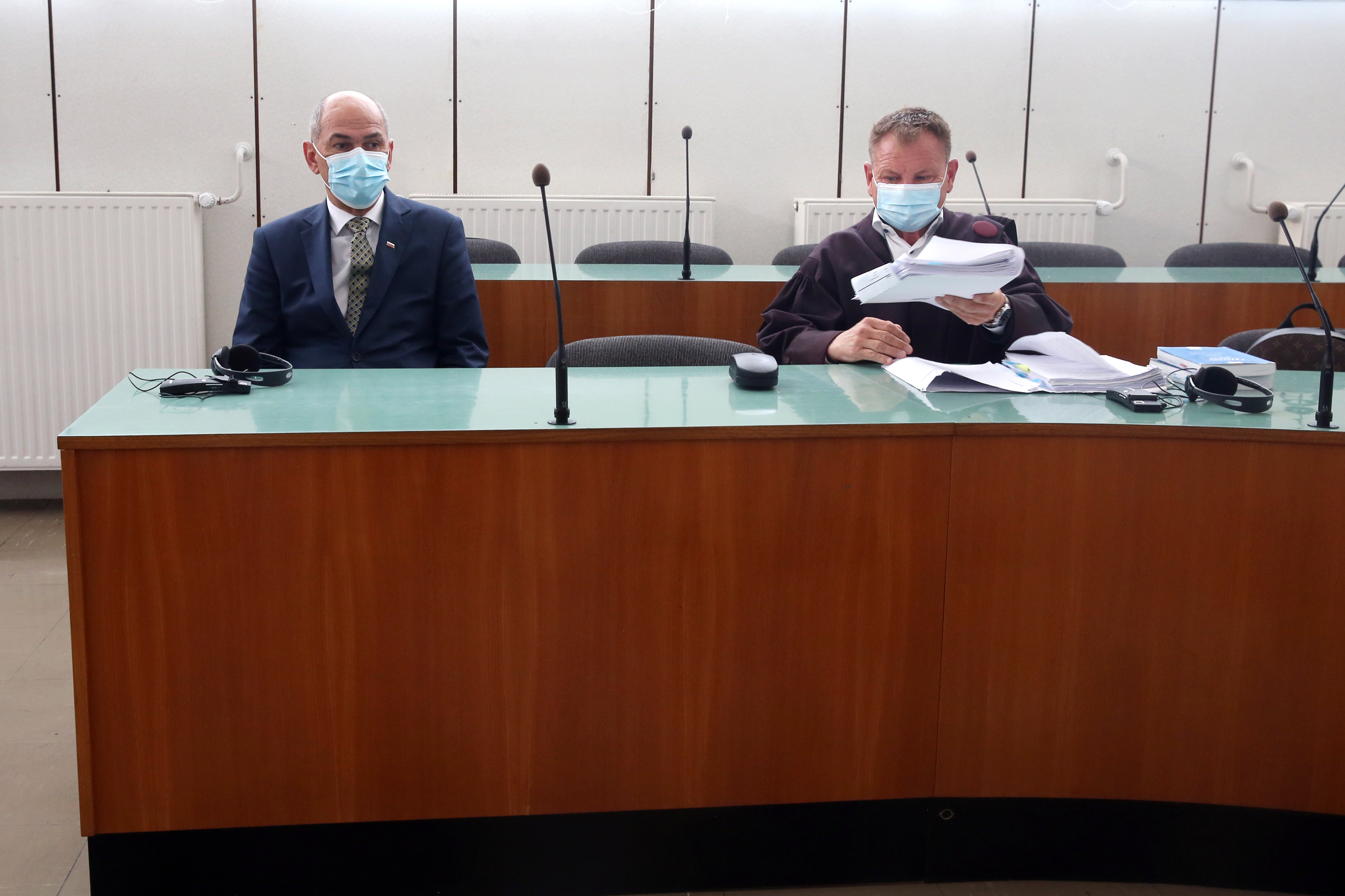 Janez Janša in Franci Matoz na sodišču