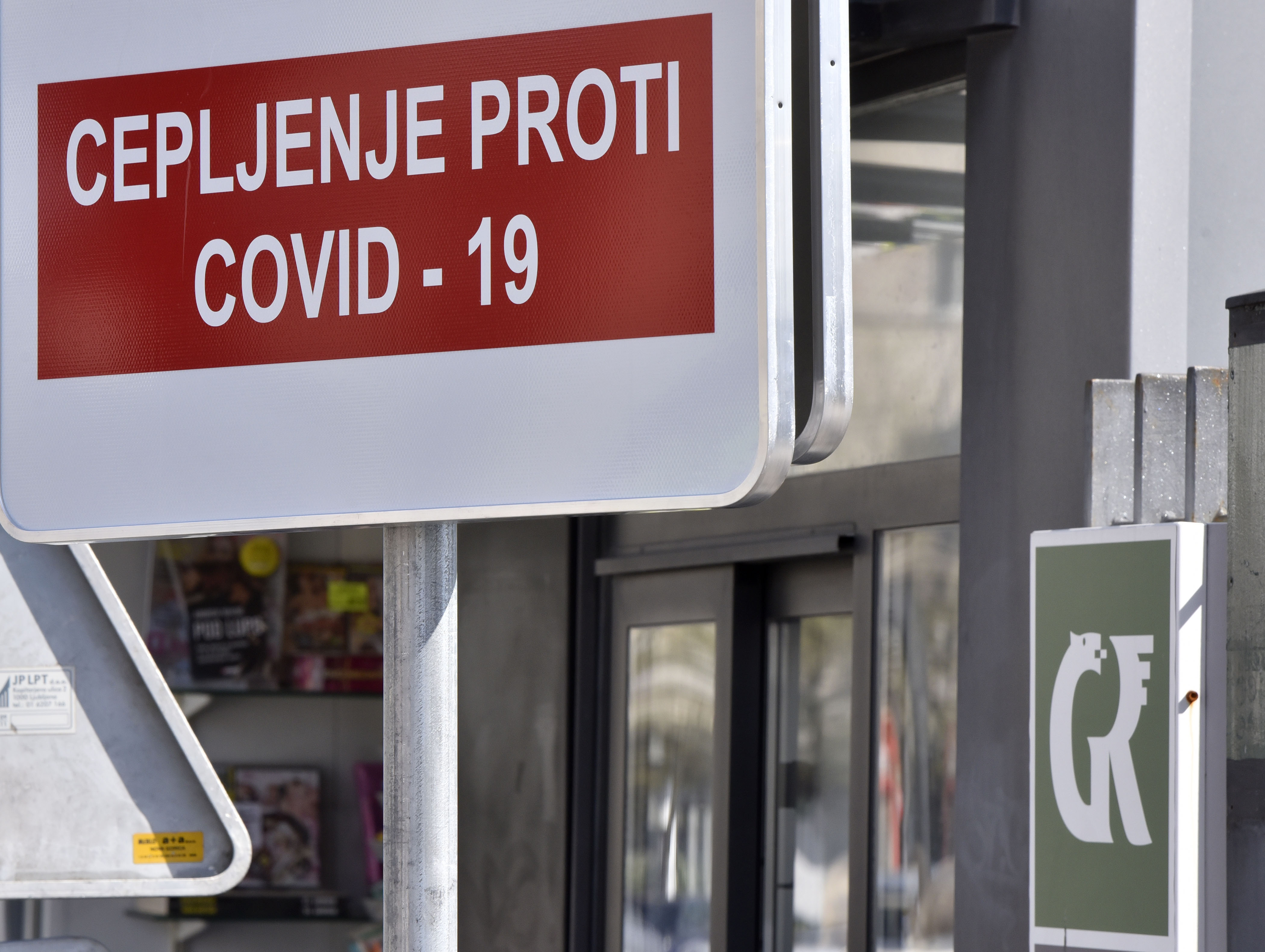 cepljenje, covid-19, razstavišče