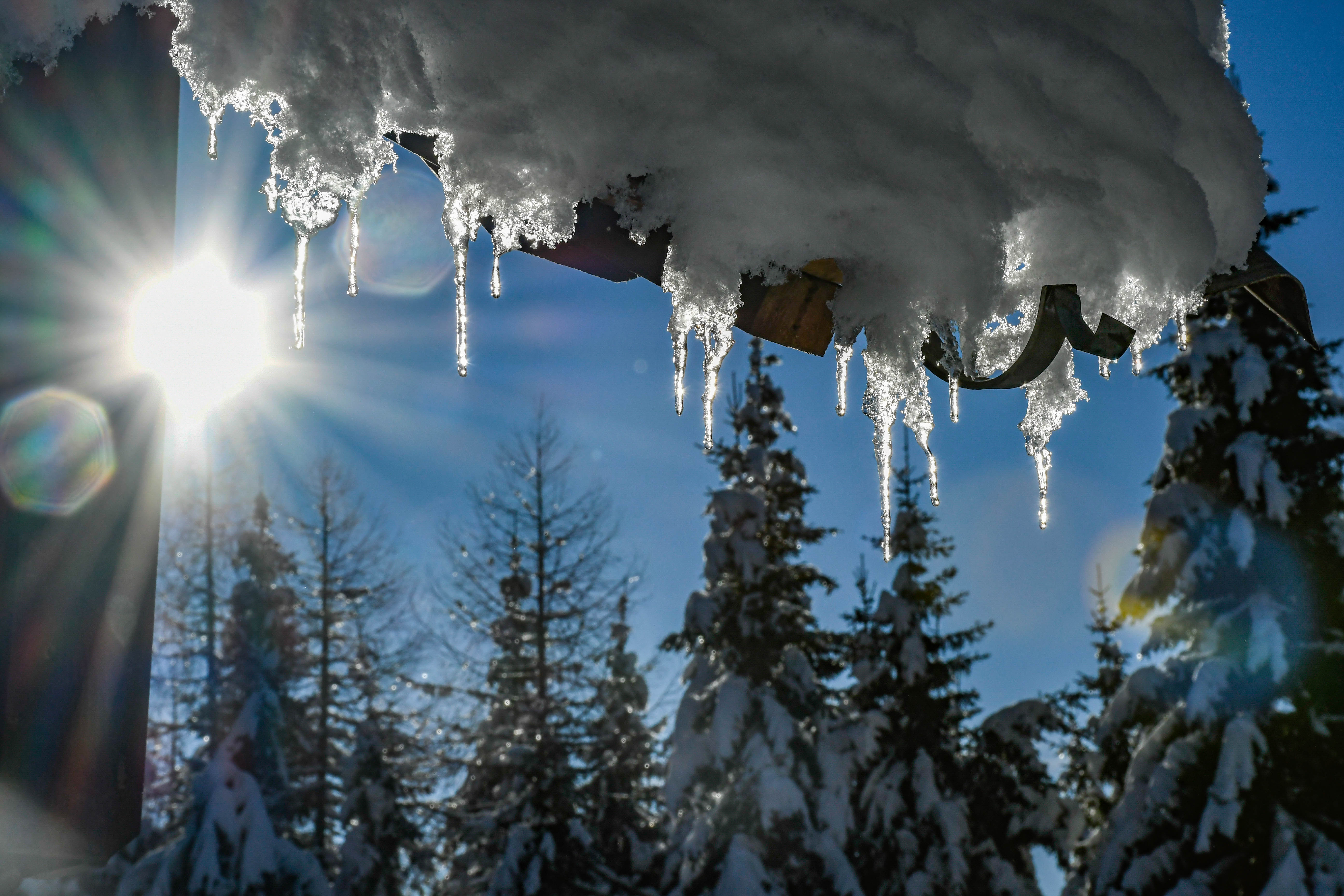 sneg,led,sonce,hribi,pohodnistvo