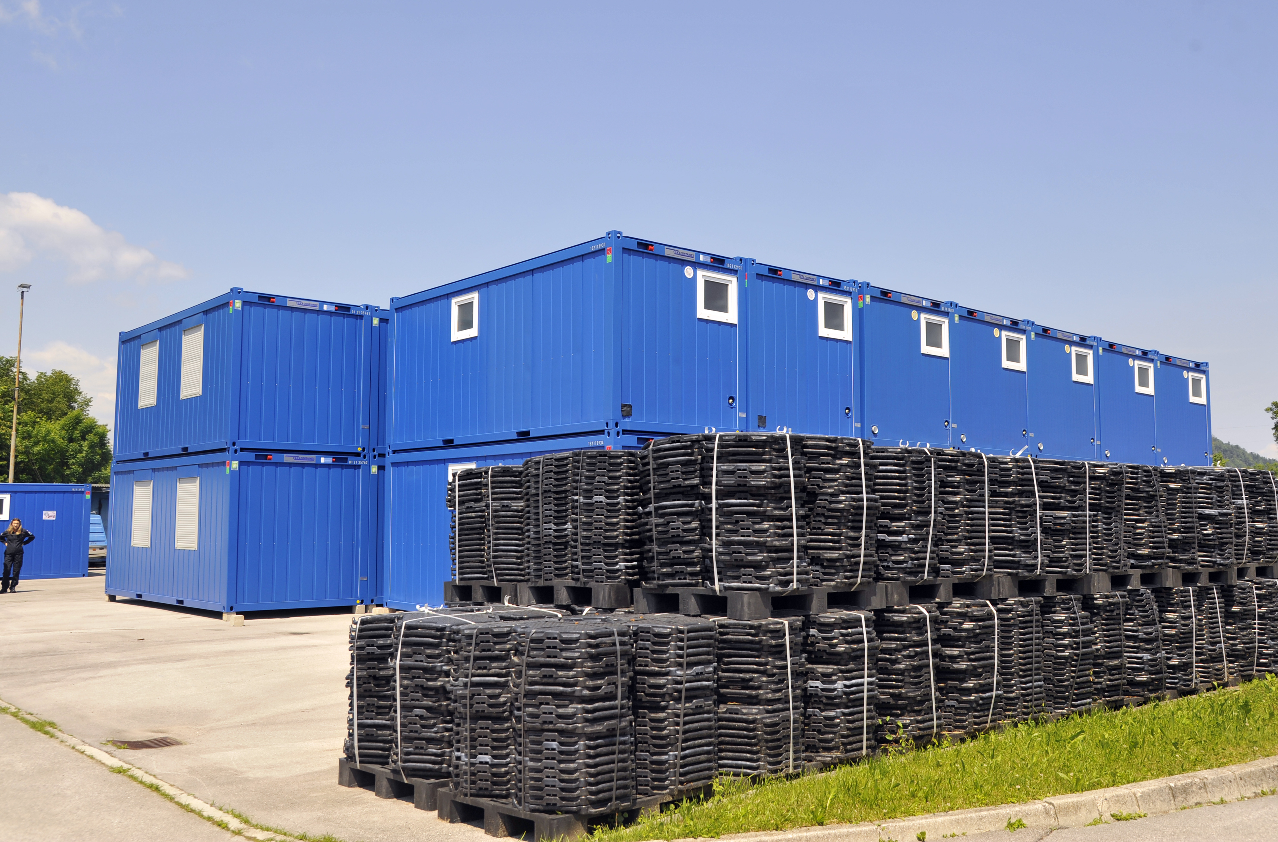 ZDA donirale kontejnerje