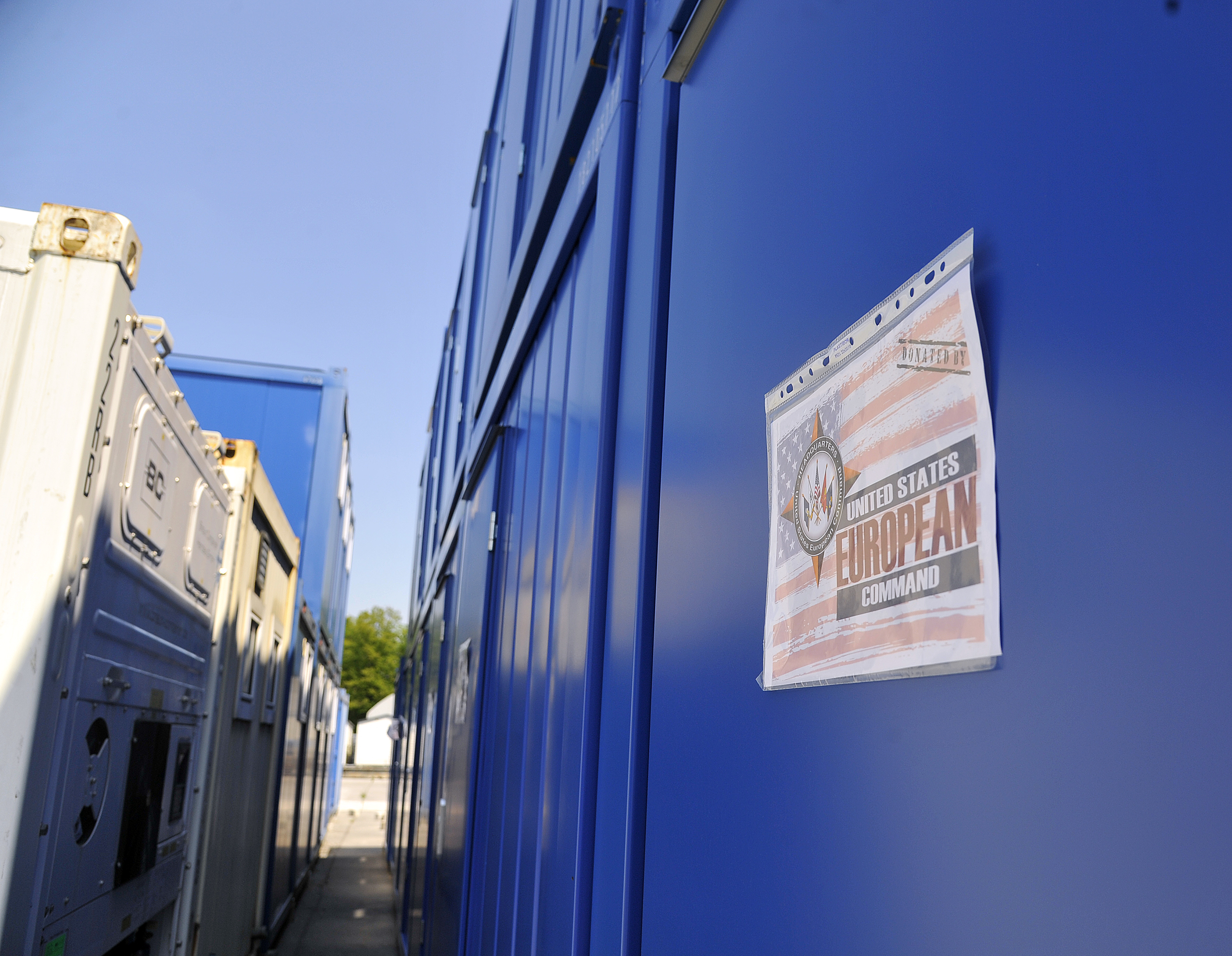 ZDA donirale kontejnerje