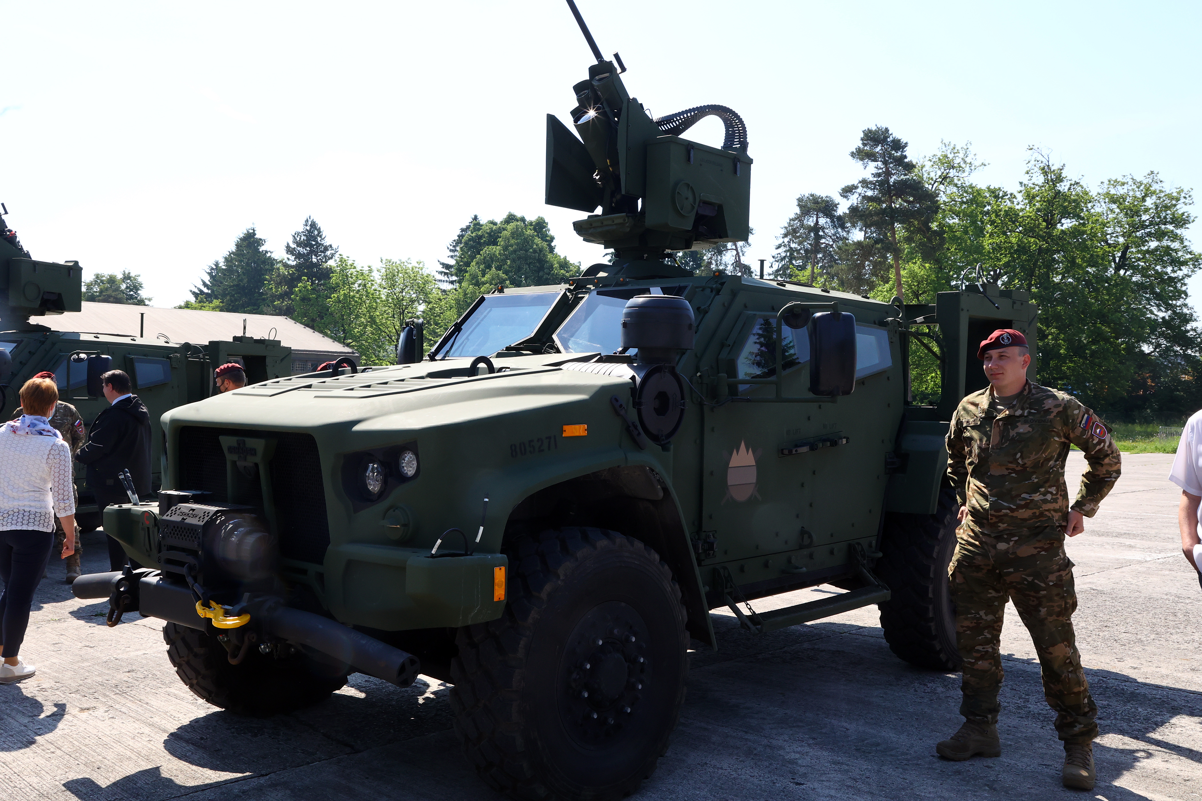 LKOV 4x4, sv, slovenska, vojska